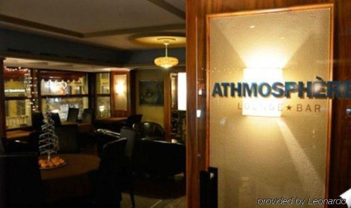 Hotel Athmos La Chaux De Fonds Restaurant photo